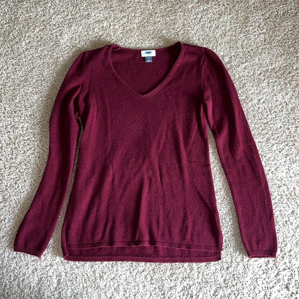 Burgundy old navy sweater